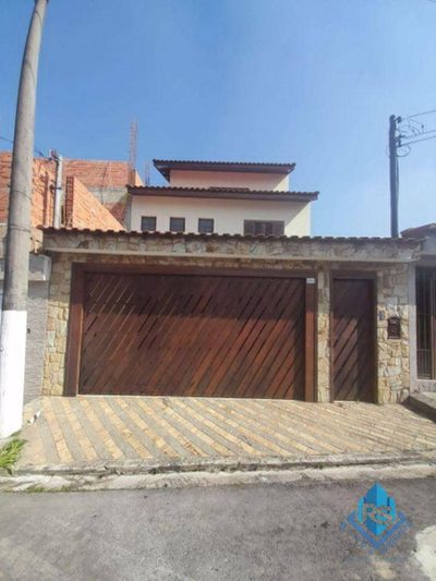 Sobrado, 3 quartos, 220 m² - Foto 1