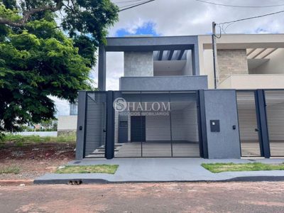 Casa, 3 quartos, 217 m² - Foto 2