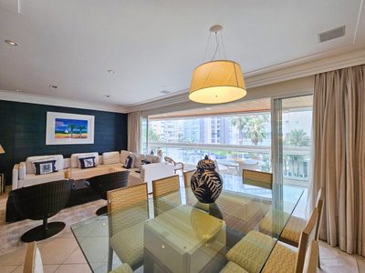 Apartamento, 4 quartos, 197 m² - Foto 2