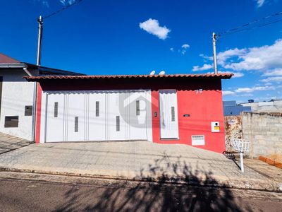 Casa, 3 quartos, 200 m² - Foto 1