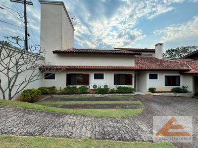 Casa de Condomínio, 6 quartos - Foto 1