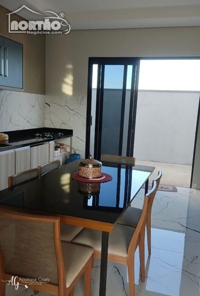 Casa, 3 quartos - Foto 4