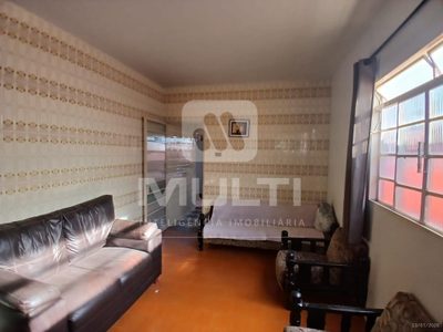 Casa, 3 quartos, 243 m² - Foto 3