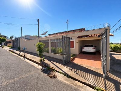 Casa, 3 quartos, 189 m² - Foto 3