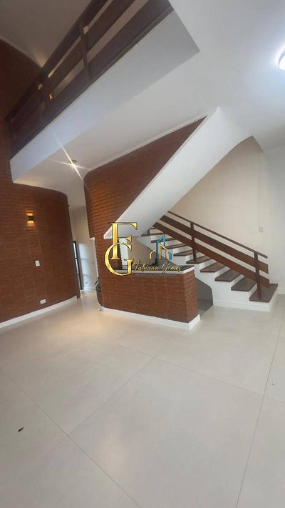 Casa, 4 quartos, 282 m² - Foto 2