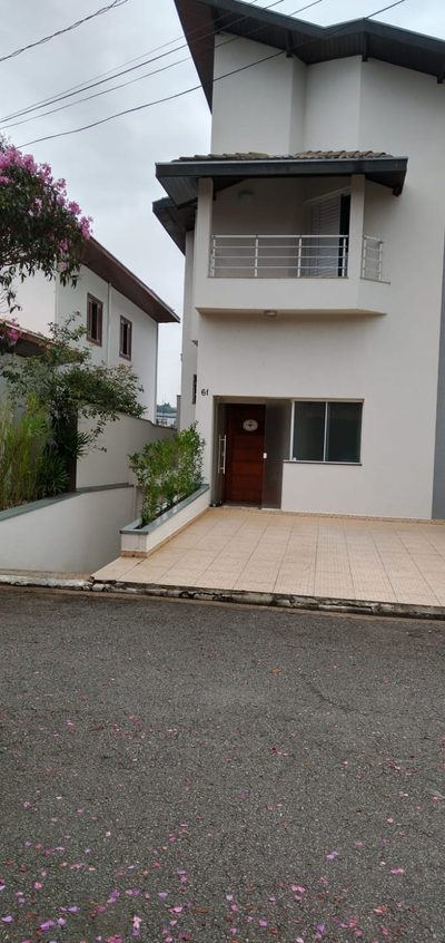 Sobrado, 4 quartos, 360 m² - Foto 1