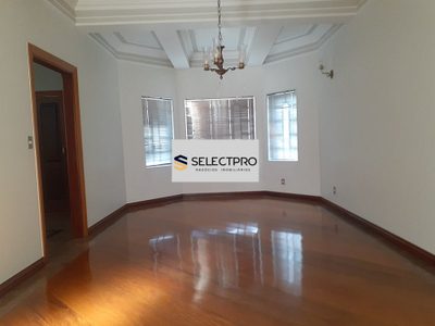 Casa, 5 quartos, 237 m² - Foto 2
