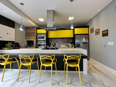 Casa, 3 quartos, 400 m² - Foto 1