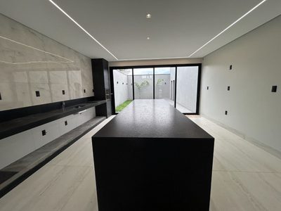 Casa, 3 quartos, 227 m² - Foto 4