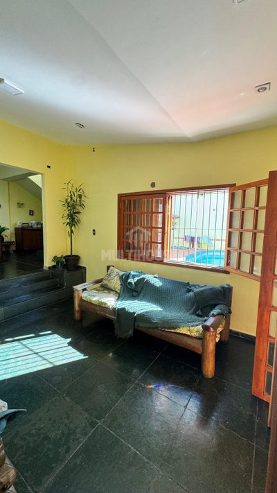 Casa, 4 quartos, 240 m² - Foto 2