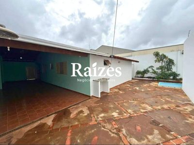 Casa, 3 quartos, 222 m² - Foto 3
