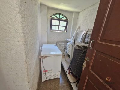 Casa, 6 quartos, 250 m² - Foto 4