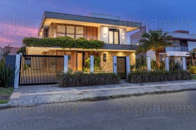 Sobrado, 5 quartos, 428 m² - Foto 2