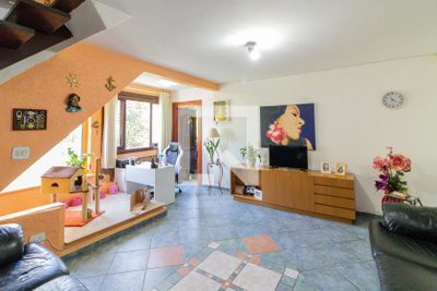 Casa, 4 quartos, 200 m² - Foto 1