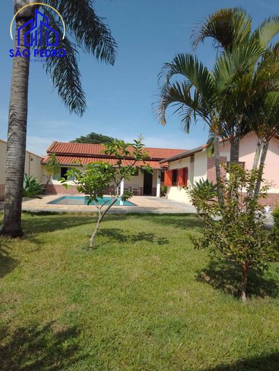 Casa, 4 quartos, 179 m² - Foto 1