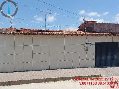 Casa, 2 quartos, 200 m² - Foto 1