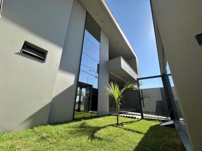 Casa, 3 quartos, 151 m² - Foto 1