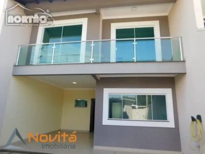 Casa, 3 quartos, 158 m² - Foto 1