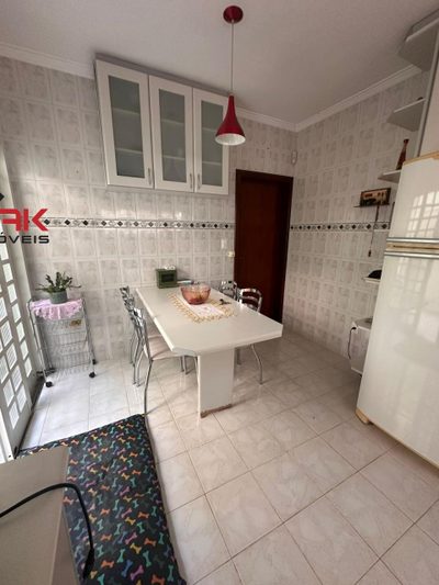 Casa, 3 quartos, 250 m² - Foto 5