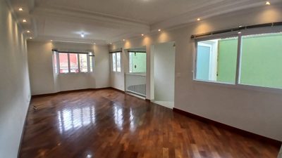 Casa, 3 quartos, 296 m² - Foto 1