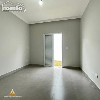 Casa, 4 quartos, 250 m² - Foto 3