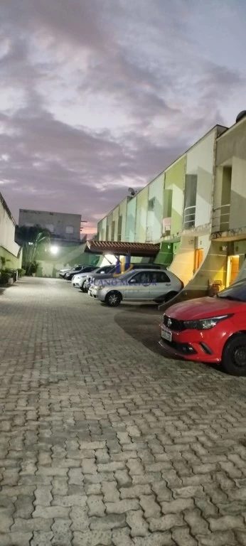 Casa, 2 quartos, 70 m² - Foto 1