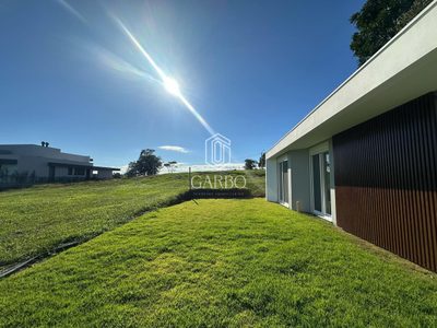 Casa, 3 quartos, 226 m² - Foto 2