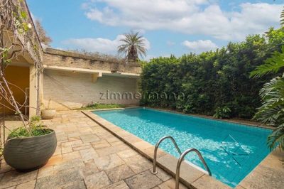 Casa, 4 quartos, 570 m² - Foto 1