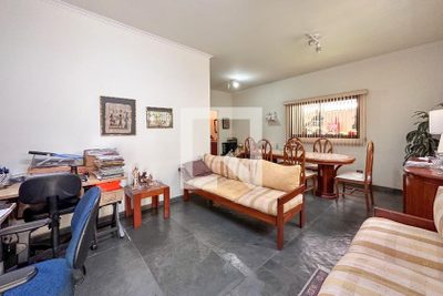 Casa, 3 quartos, 270 m² - Foto 1