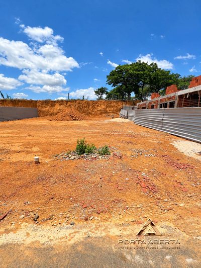 Terreno, 240 m² - Foto 2