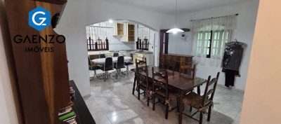 Sobrado, 3 quartos, 242 m² - Foto 3