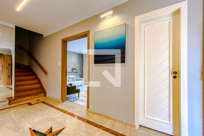 Casa, 5 quartos, 240 m² - Foto 2