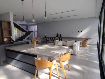 Casa, 4 quartos, 320 m² - Foto 1