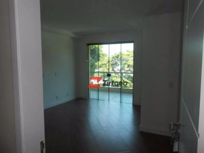 Apartamento, 2 quartos, 70 m² - Foto 2