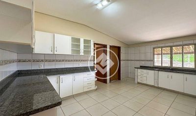 Casa, 3 quartos, 320 m² - Foto 1
