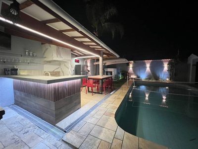 Casa, 4 quartos, 200 m² - Foto 5