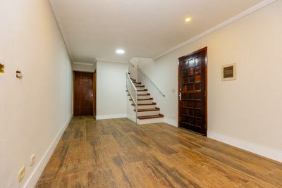 Casa, 3 quartos, 219 m² - Foto 2
