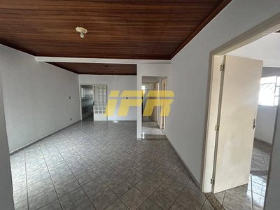 Casa, 4 quartos, 259 m² - Foto 4