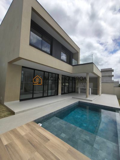 Casa, 3 quartos, 302 m² - Foto 1