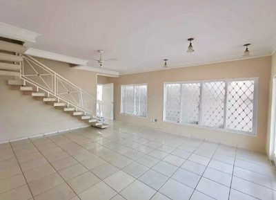 Casa, 3 quartos, 174 m² - Foto 4