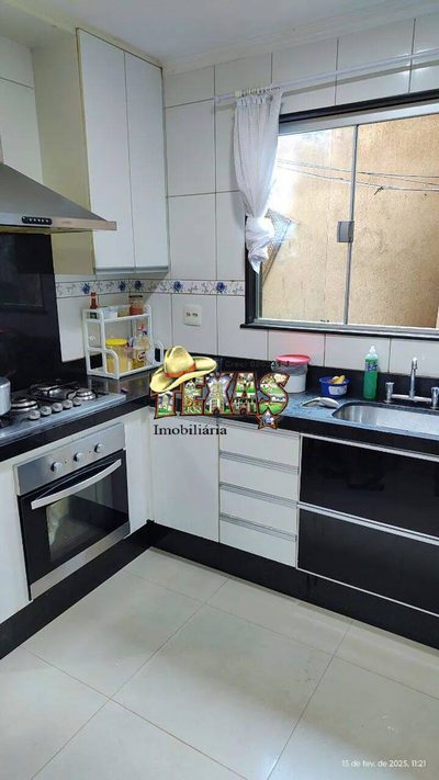 Casa, 4 quartos, 80 m² - Foto 1