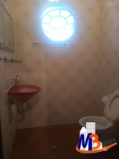 Casa, 5 quartos, 216 m² - Foto 2
