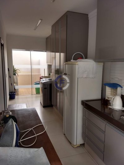 Casa, 3 quartos, 300 m² - Foto 4
