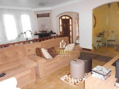 Sobrado, 3 quartos, 270 m² - Foto 1