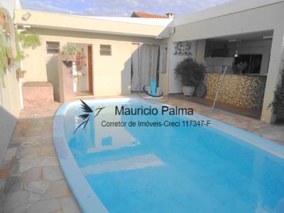 Casa, 3 quartos, 218 m² - Foto 1
