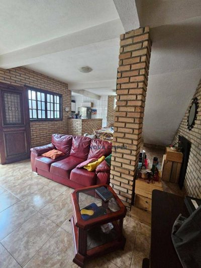 Sobrado, 3 quartos, 250 m² - Foto 1