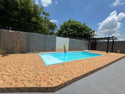 Casa, 2 quartos, 77 m² - Foto 1