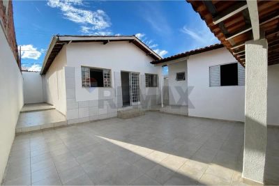Casa, 3 quartos, 179 m² - Foto 1