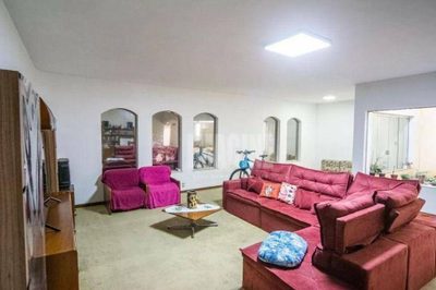 Sobrado, 4 quartos, 775 m² - Foto 1