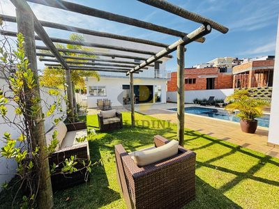Casa, 3 quartos, 285 m² - Foto 2